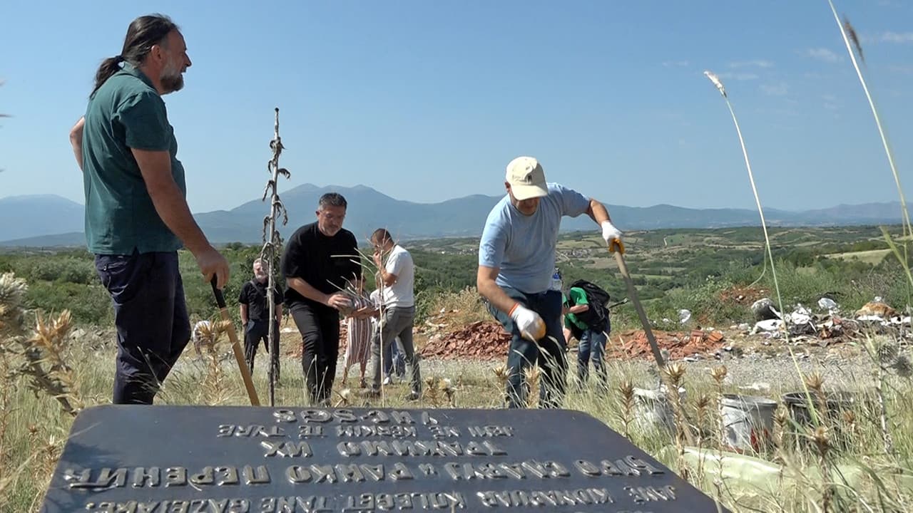 The memorial plaque for journalists abducted not far from Zočište has been unveiled for the tenth time.