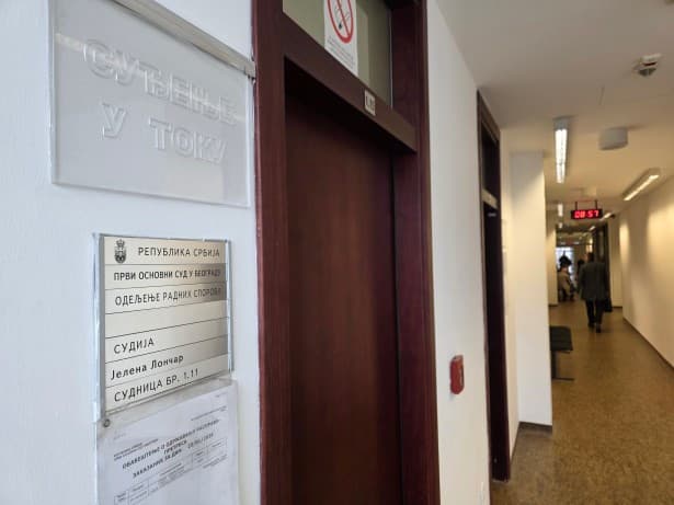 Počelo suđenje Gucijan-Čarnić protiv lista „Politika“