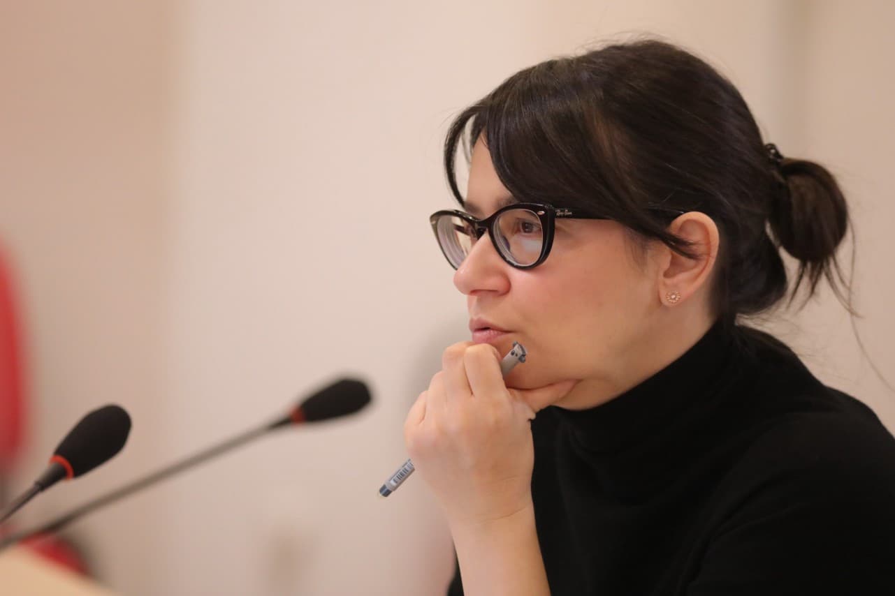 Koga zove onaj koga svi zovemo?