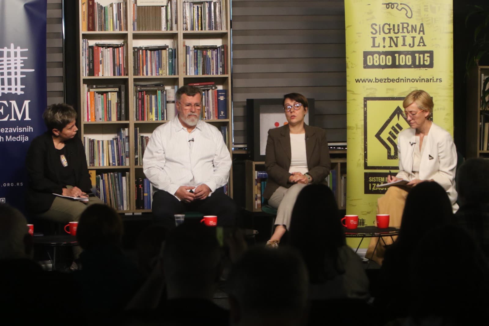 Štitimo izbore: ANEM i Građanske inicijative okupile novinare i civilno društvo zbog pojačanog pritiska pred 25. oktobar
