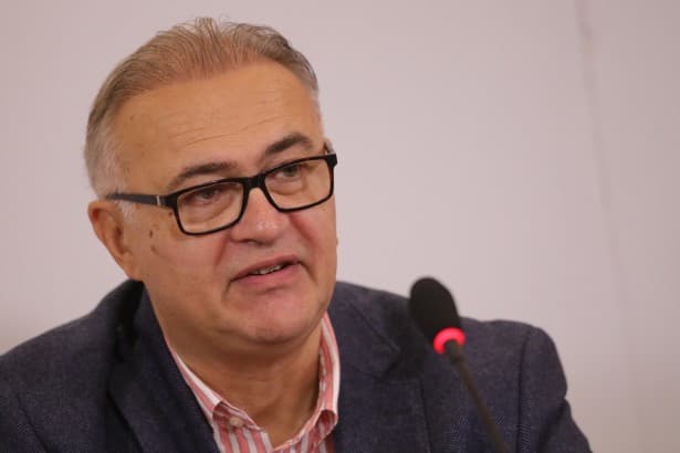 Karadžić: Planiram, ali za sada neću raspisati nove konkurse za direktora programa RTV i sedam glavnih urednika