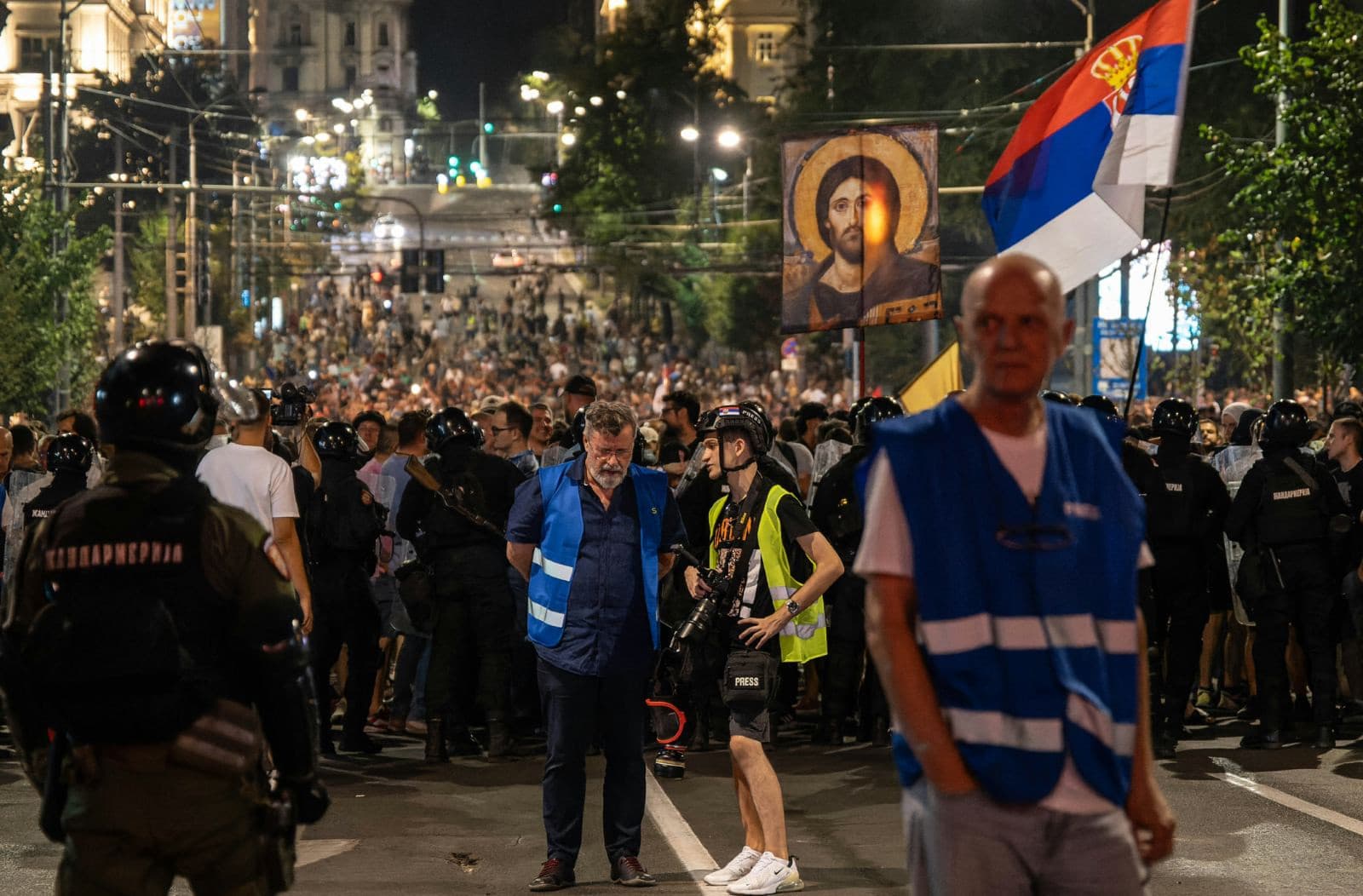 IFJBlog: Nakon skoro 40 godina odbrane novinarstva, Veran Matić je opet meta napada