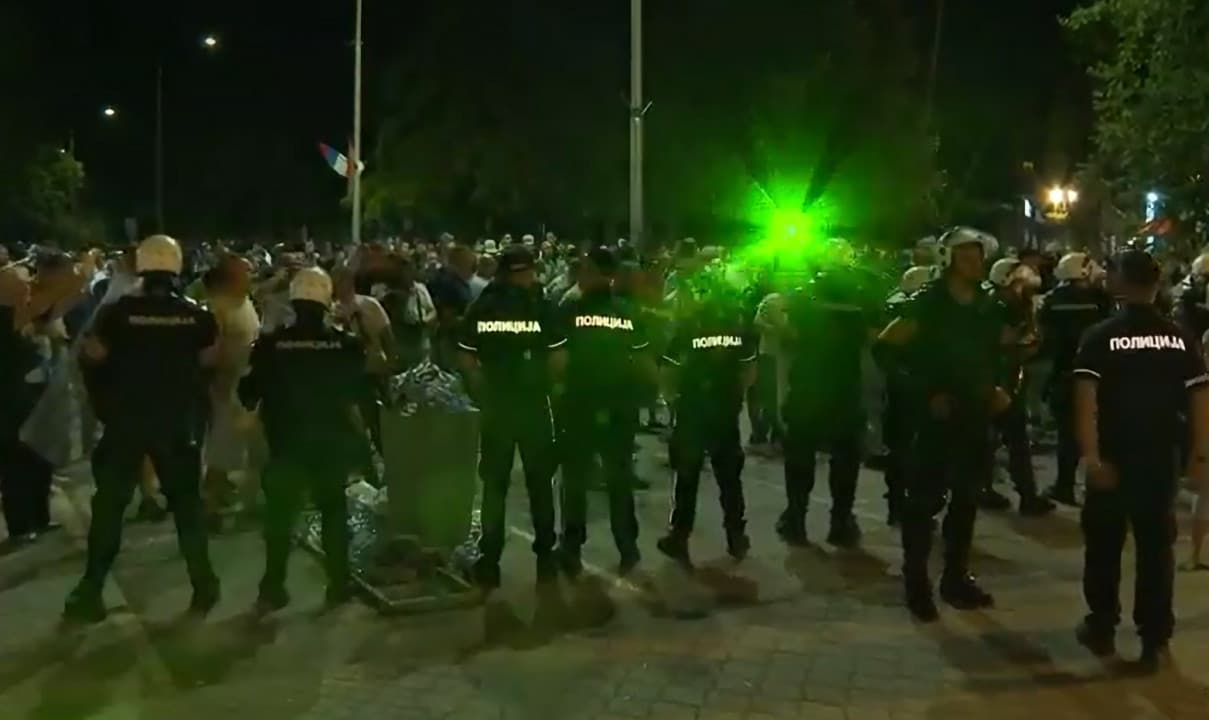ANEM alert: Threats of murder, laser harassment, vile insults, and curses directed at the journalist and cameraman of N1 in Vrbas