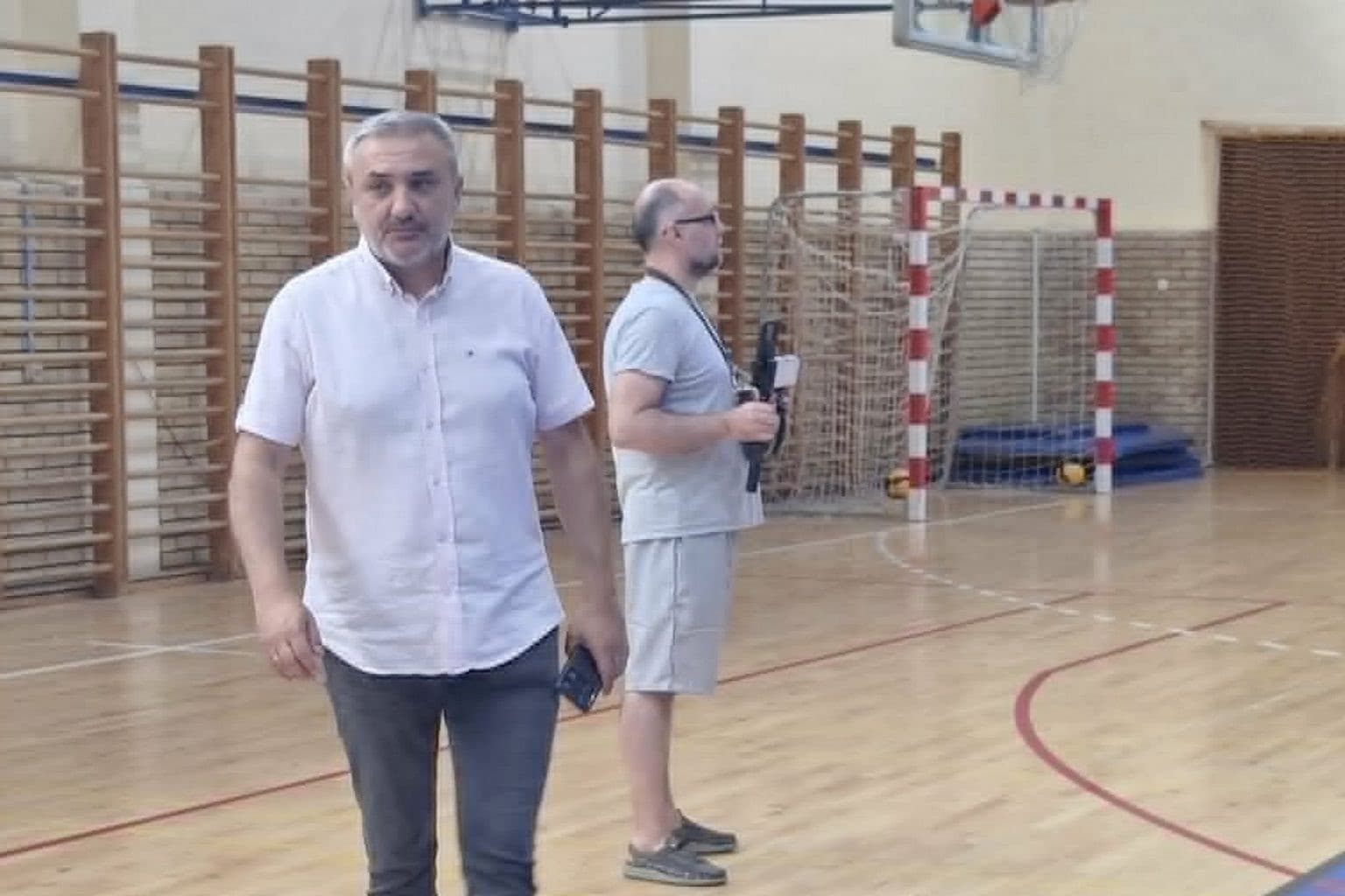 Direktor sportskog centra u Bečeju: Umesto da odgovori na pitanje, optužio novinarku Bečejskog mozaika da „širi mržnju“