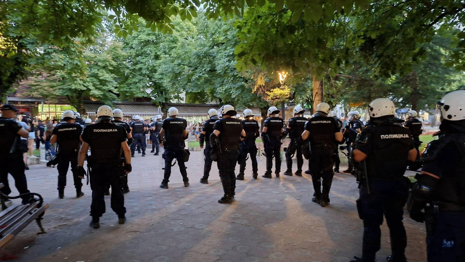 ANEM ALARM: Incidenti i neprijatnosti prema novinarima na Prajd karavanu u Kraljevu i Zaječaru